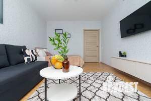 1-к квартира, посуточно, 37м2, 9/16 этаж