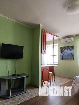 Студия квартира, посуточно, 33м2, 4/5 этаж