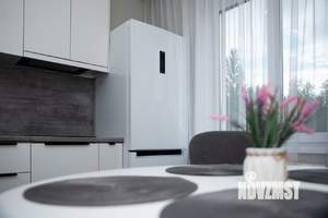 1-к квартира, посуточно, 40м2, 4/10 этаж