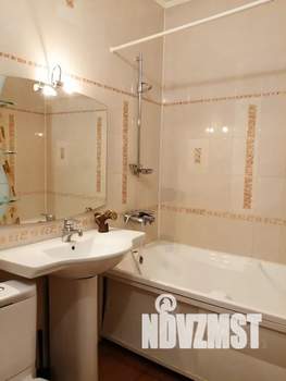 1-к квартира, посуточно, 60м2, 4/10 этаж