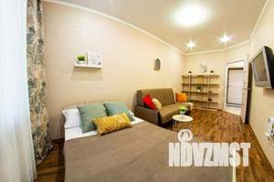 1-к квартира, посуточно, 35м2, 13/16 этаж