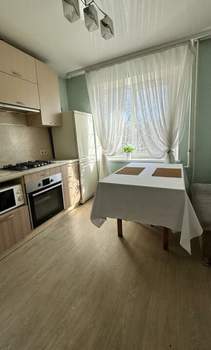 2-к квартира, на длительный срок, 53м2, 1/10 этаж