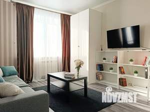 Студия квартира, посуточно, 40м2, 9/10 этаж