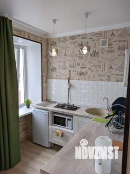 2-к квартира, посуточно, 42м2, 3/5 этаж