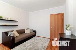 1-к квартира, посуточно, 42м2, 4/10 этаж