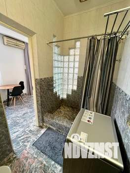 Студия квартира, посуточно, 42м2, 3/4 этаж