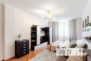 1-к квартира, посуточно, 42м2, 4/10 этаж