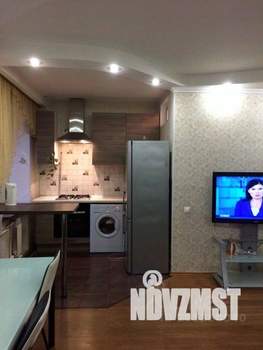 1-к квартира, посуточно, 65м2, 1/1 этаж