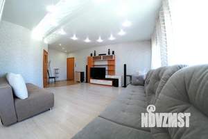 2-к квартира, посуточно, 75м2, 1/1 этаж