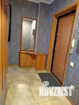 1-к квартира, посуточно, 40м2, 11/16 этаж