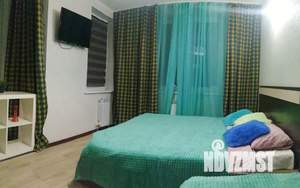 Студия квартира, посуточно, 40м2, 10/17 этаж