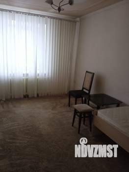 3-к квартира, на длительный срок, 98м2, 2/5 этаж