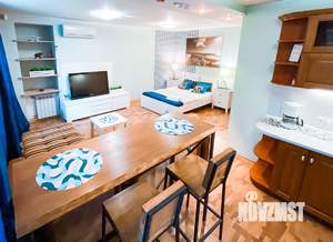 1-к квартира, посуточно, 38м2, 1/9 этаж