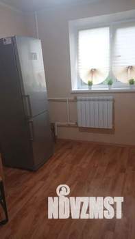 1-к квартира, посуточно, 40м2, 6/9 этаж