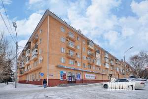 2-к квартира, посуточно, 42м2, 1/1 этаж