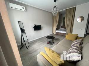 Студия квартира, посуточно, 40м2, 2/14 этаж