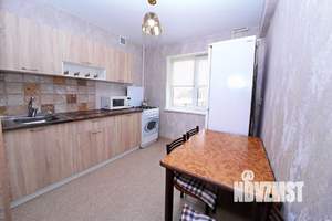 3-к квартира, посуточно, 48м2, 2/5 этаж