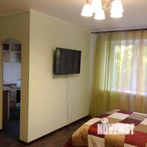 1-к квартира, посуточно, 30м2, 3/5 этаж