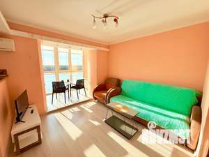 Студия квартира, посуточно, 35м2, 8/9 этаж