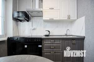 1-к квартира, посуточно, 39м2, 4/9 этаж