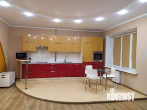 3-к квартира, на длительный срок, 100м2, 3/6 этаж