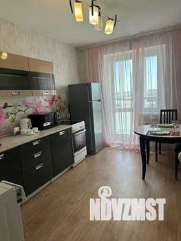 1-к квартира, посуточно, 44м2, 15/16 этаж