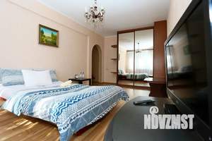 1-к квартира, посуточно, 42м2, 4/5 этаж