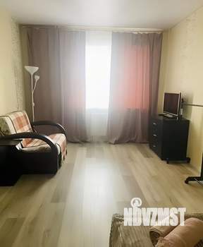 1-к квартира, посуточно, 40м2, 7/10 этаж