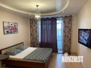 1-к квартира, посуточно, 38м2, 8/10 этаж