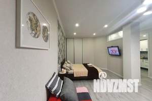 1-к квартира, посуточно, 53м2, 7/18 этаж