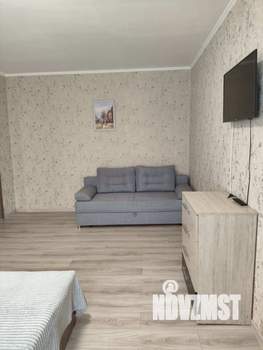 1-к квартира, посуточно, 37м2, 9/10 этаж