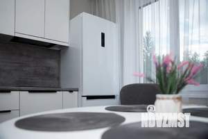 1-к квартира, посуточно, 40м2, 4/10 этаж