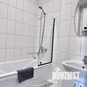 1-к квартира, посуточно, 37м2, 9/19 этаж