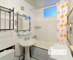 2-к квартира, посуточно, 50м2, 1/1 этаж