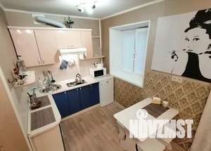 3-к квартира, посуточно, 47м2, 1/1 этаж