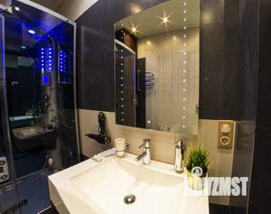 Студия квартира, посуточно, 40м2, 8/12 этаж