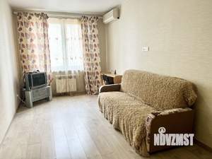 1-к квартира, посуточно, 40м2, 10/18 этаж
