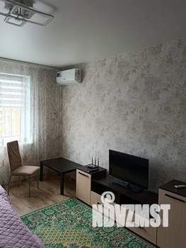 1-к квартира, посуточно, 37м2, 8/10 этаж