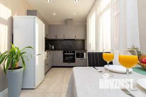 1-к квартира, посуточно, 42м2, 2/17 этаж