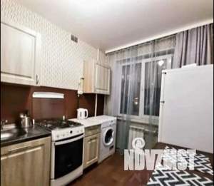 1-к квартира, посуточно, 30м2, 2/9 этаж