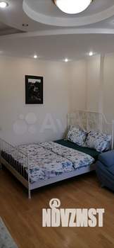 1-к квартира, посуточно, 49м2, 4/10 этаж