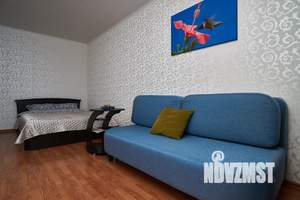 1-к квартира, посуточно, 38м2, 7/9 этаж