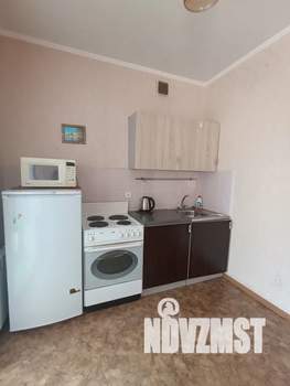 Студия квартира, посуточно, 40м2, 6/10 этаж