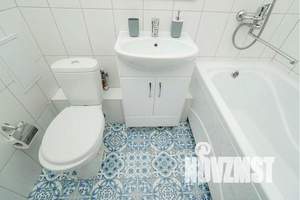 1-к квартира, посуточно, 40м2, 15/19 этаж