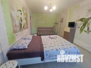 1-к квартира, посуточно, 38м2, 1/1 этаж