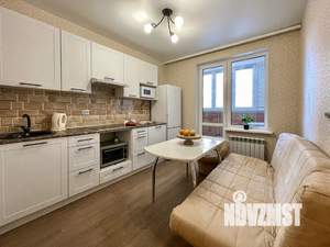 1-к квартира, посуточно, 38м2, 2/19 этаж