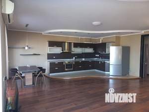 2-к квартира, на длительный срок, 134м2, 8/10 этаж