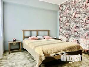 1-к квартира, посуточно, 56м2, 1/1 этаж