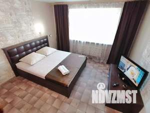 2-к квартира, посуточно, 53м2, 1/1 этаж