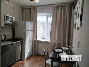 1-к квартира, посуточно, 31м2, 3/5 этаж